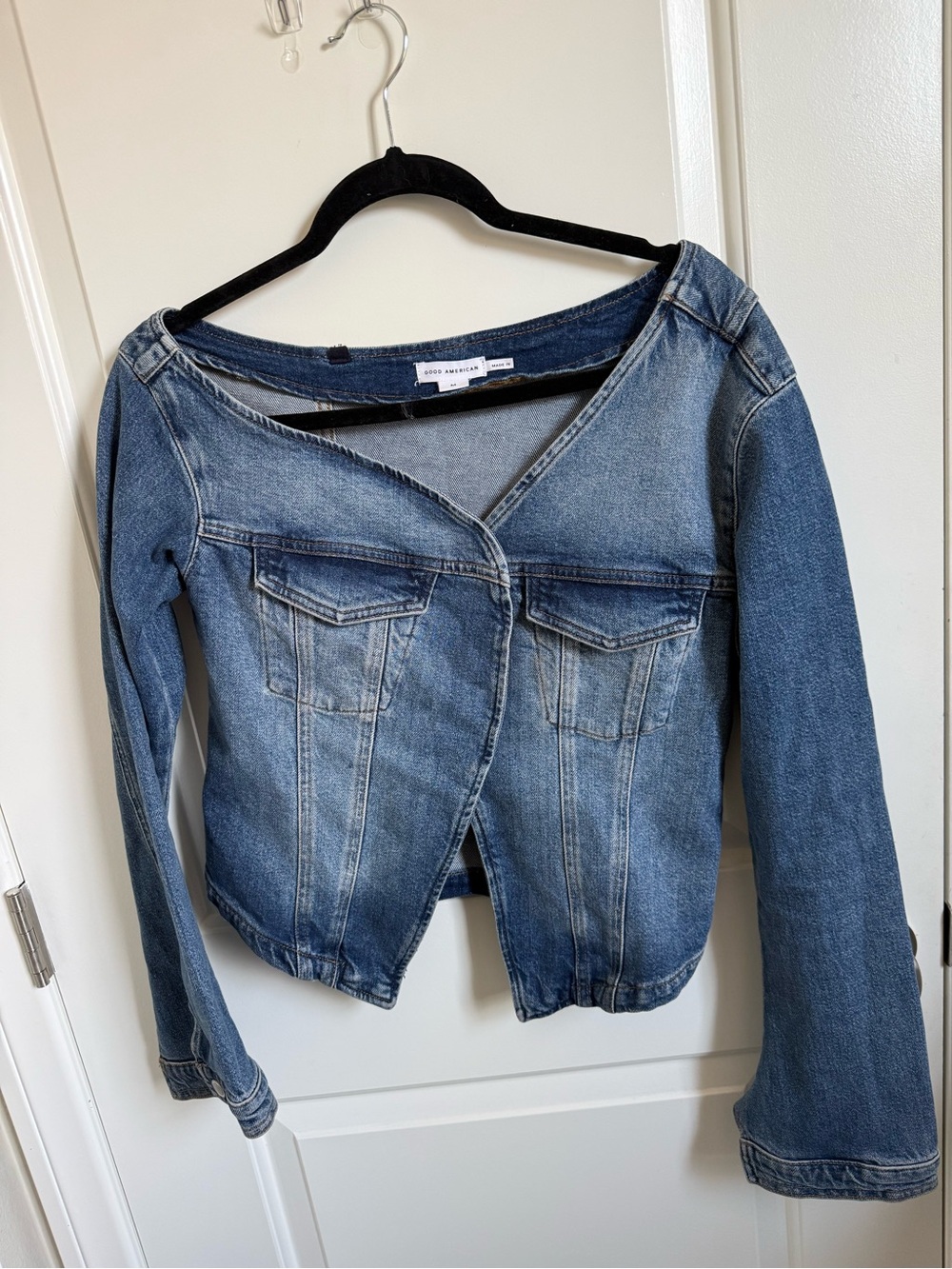 Good American Blue Off-Shoulder Denim Jacket Top
